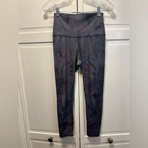 Evolution And Creation Active Leggings Size Womens Medium